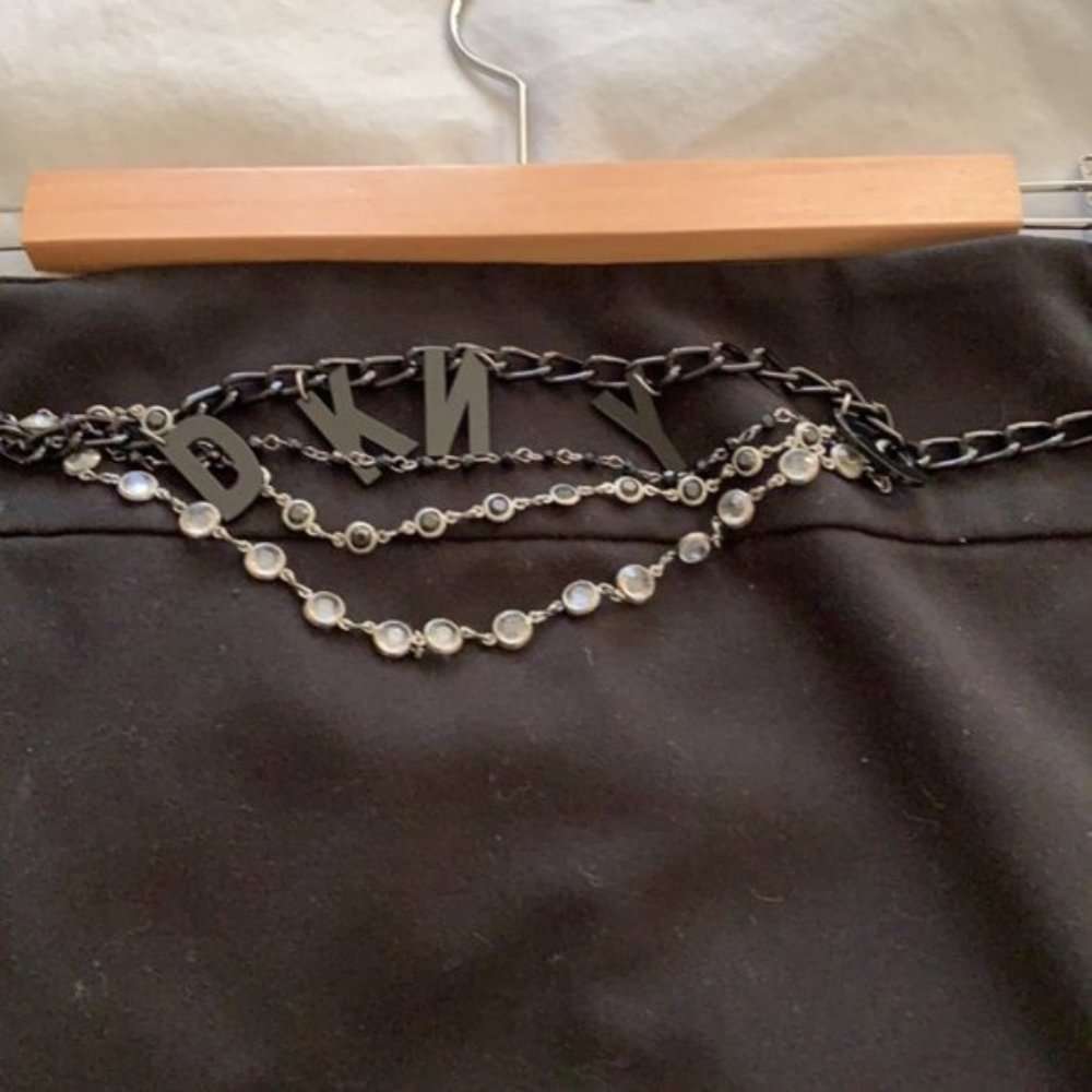 Donna Karen Skirt.. - Picture 1 of 4